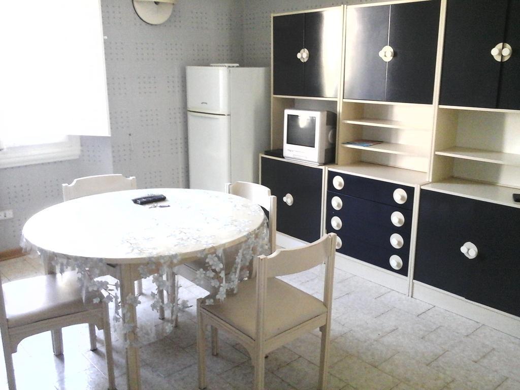 Villa Violetta Castiglioncello Oda fotoğraf